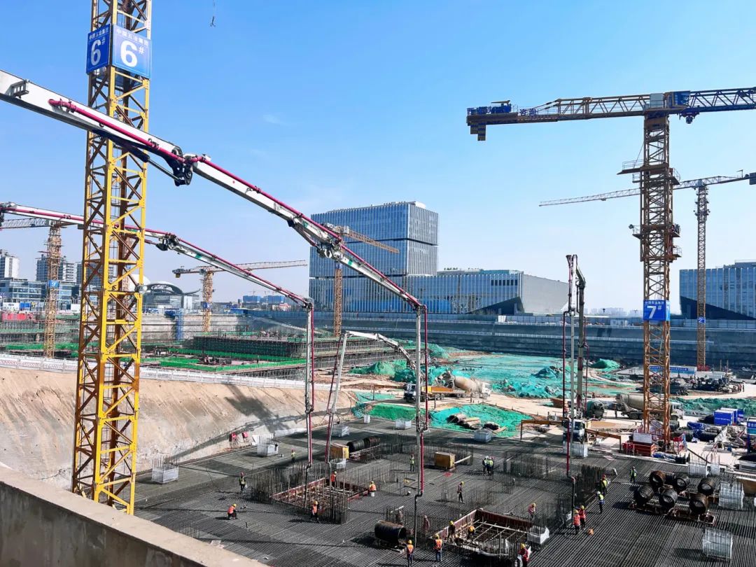 提前11幼时！Z6尊龙凯时大米数泵车赋能高效施工