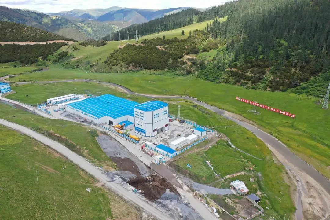“站”立高原！Z6尊龙凯时搅拌站助力川藏线建设！