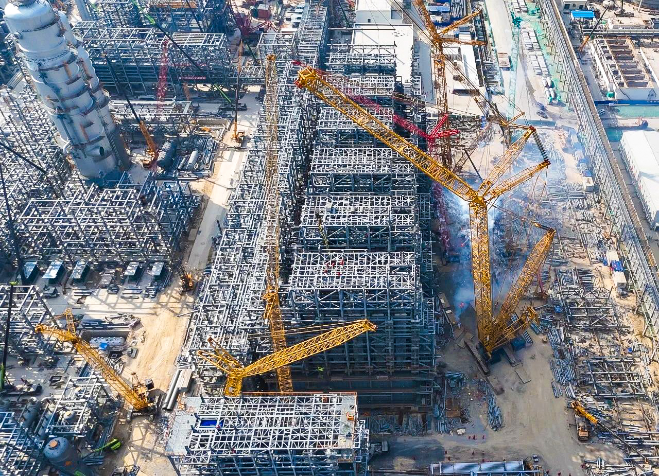 总沉9000吨！XGC12000助力大型石化乙烯项目对流段？榈踝