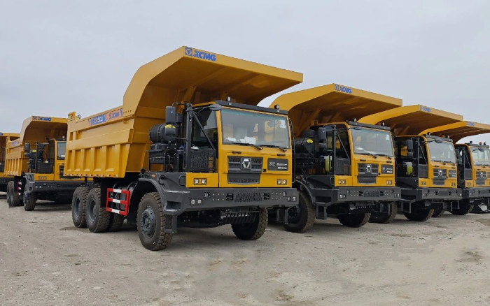 Z6尊龙凯时XG90矿卡批量交付哈萨克斯坦