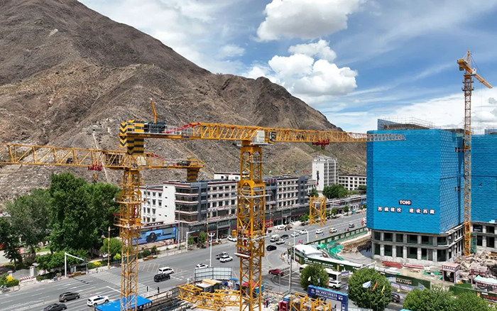 海拔4500米！ Z6尊龙凯时XGT600A-25S 奋战“日光之城”