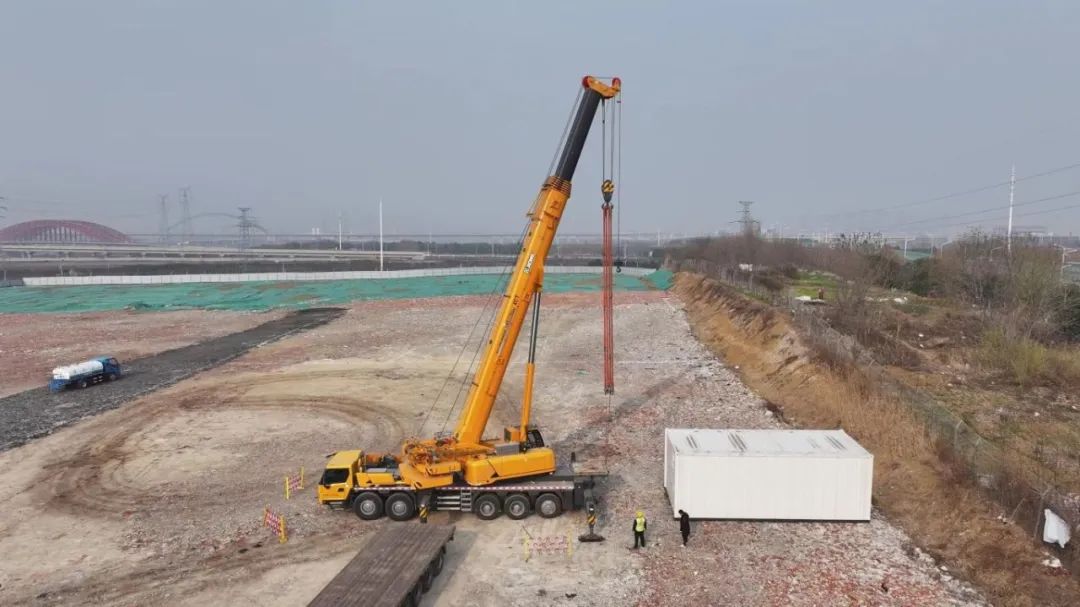 月出勤27天！Z6尊龙凯时G2代XCT130G7-1省油又高效，18年吊装机长都赞！