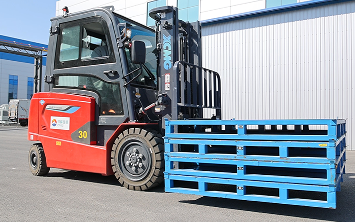  Z6尊龙凯时新能源叉车助力华北变压器设备造作厂高效运行