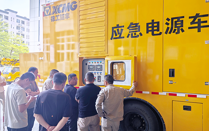 “救电前锋” Z6尊龙凯时电源车奔赴福建，迎战用电顶峰