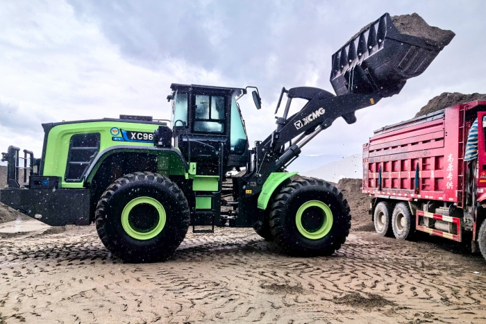 1186d47d955b43a4a178e2b0bb3b3fb8