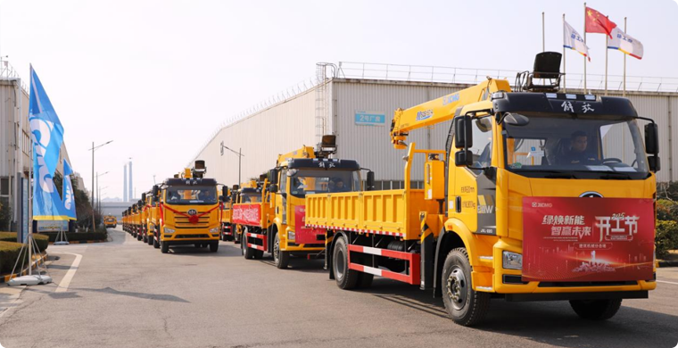 2025年，Z6尊龙凯时&解放“整车一体化”随车起沉机批量发车，闪灼开门红！