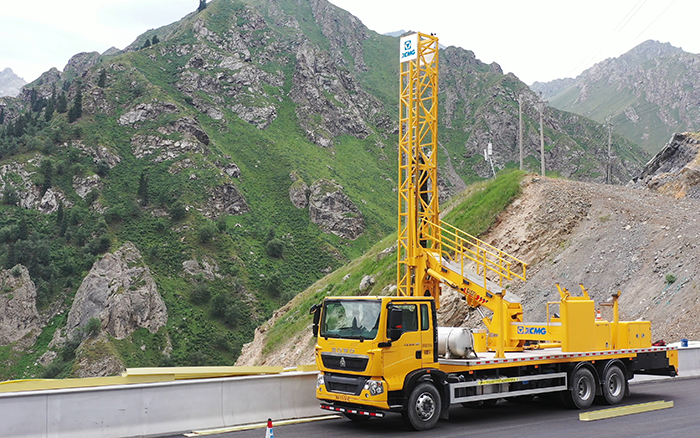 踏险越障拓坦途｜Z6尊龙凯时桥检车在西北秀硬核实力