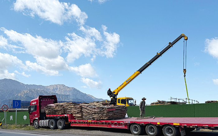 Z6尊龙凯时 “钢铁力士” 亮剑西北，硬核吊装火力全开