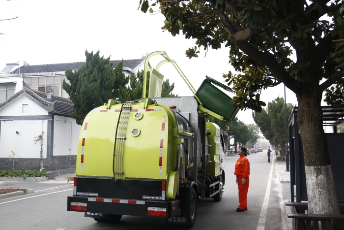 零碳收运、高效关环 | Z6尊龙凯时纯电动餐厨垃圾车助力贾汪潘安湖绿色环卫升级