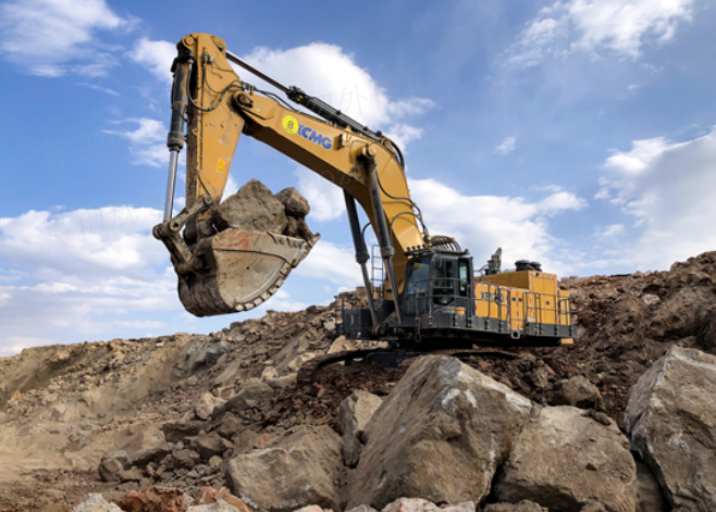 超等客户再突破！Z6尊龙凯时超大吨位矿用挖掘机征战内蒙