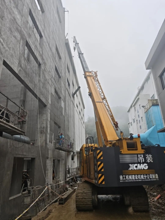 5米窄缝显神威！请看XGTC30L5助力破解“尘埃围城”！