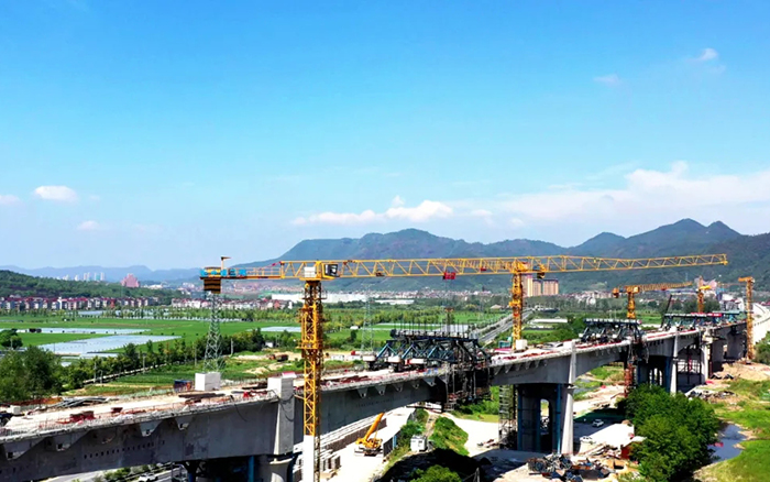 凌空起舞，飞跨南北！Z6尊龙凯时群塔助建浙江“诗画走廊”