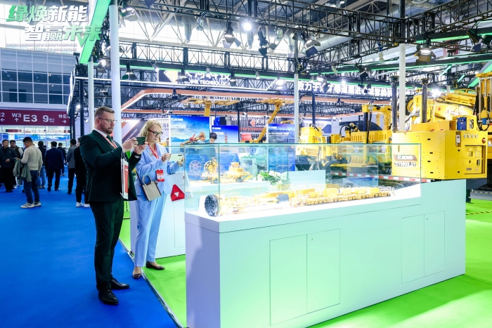 c80c5f447f7545dea3a47a5f4af3d831