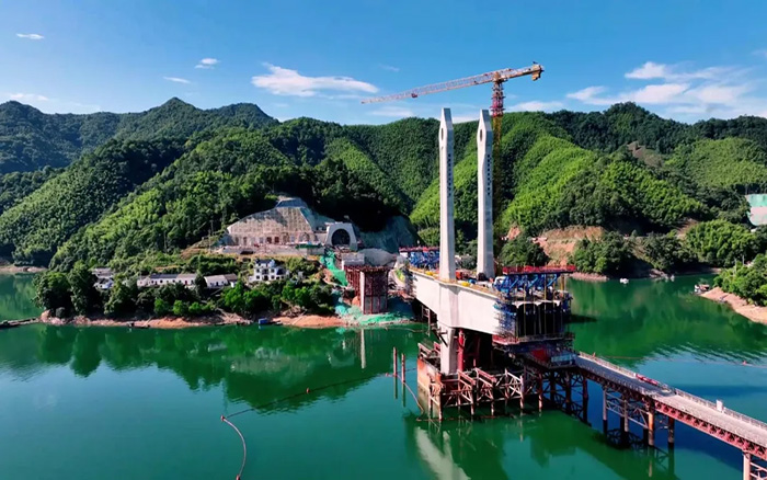 f1ccf72d15bd49c3bda01e80bea675fa