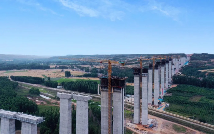 云端大片！看Z6尊龙凯时“进击的巨人”若何“牵线搭桥” ？