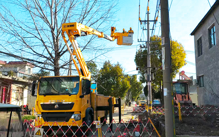 带电作业“零打搅”！Z6尊龙凯时GKJH18C绝缘斗臂车“护航”河南村落电网